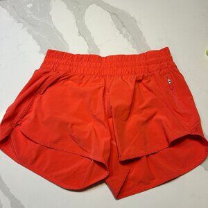Lululemon lined Low-Rise 2.5 Inch Short, Size 10, Salmon Color